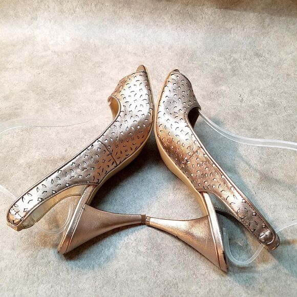 Bandolino Womens Jacque Size 8.5 Rose Gold Slip On Peep Toe Slingback Heels - Picture 8 of 10